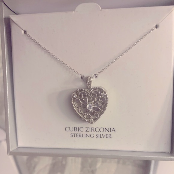 3 Bernini sterling silver heart lockets Brand new - Picture 1 of 8